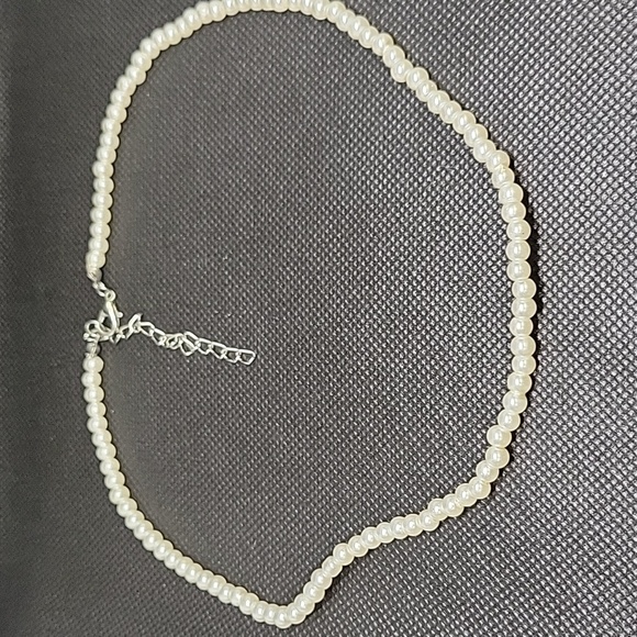 Felt's Fun Finds Jewelry - Pearl Strand Faux 16" + 2" Extension